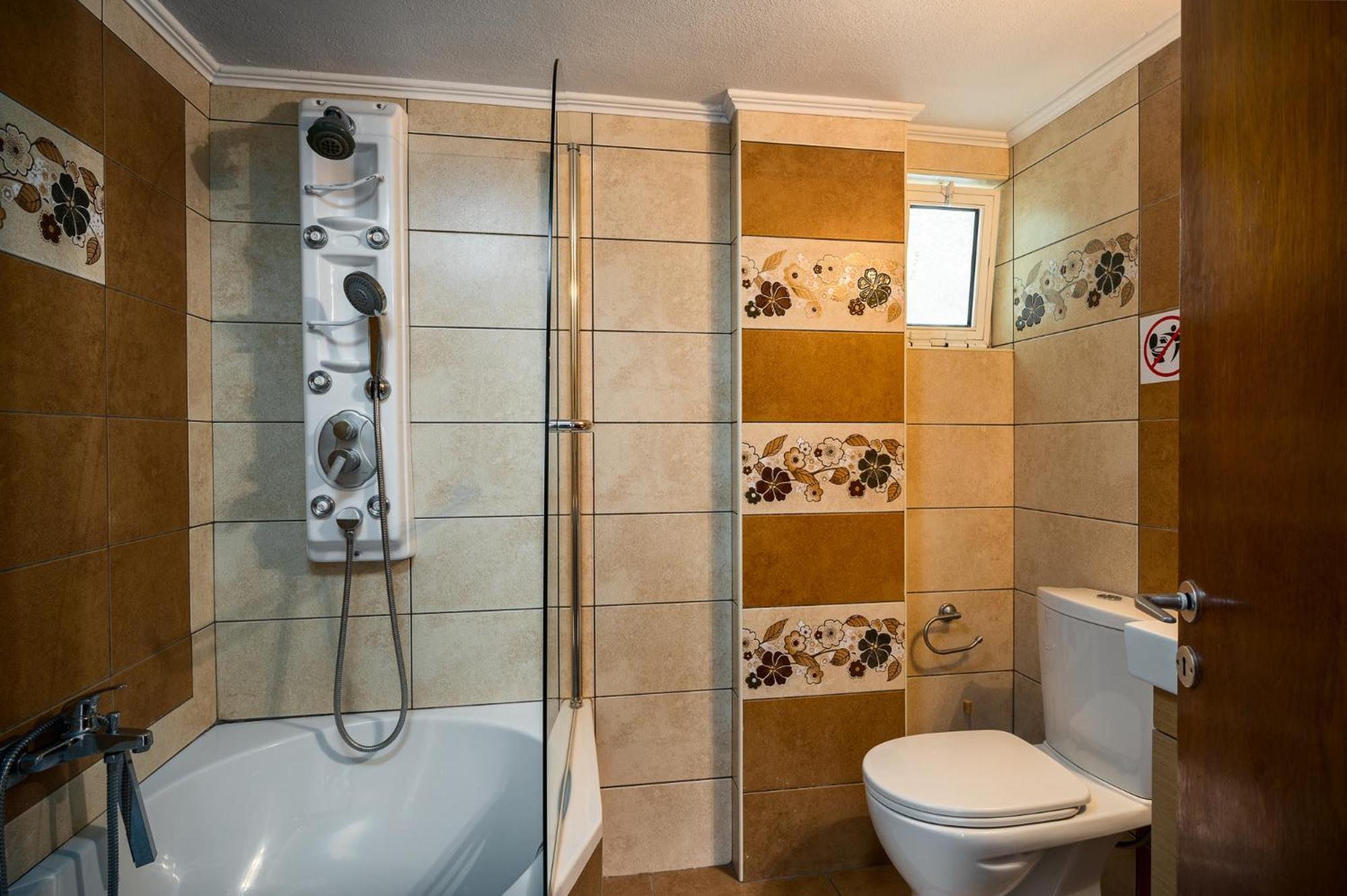 Agaloula Centrally Located Apartments, Lakka Luaran gambar