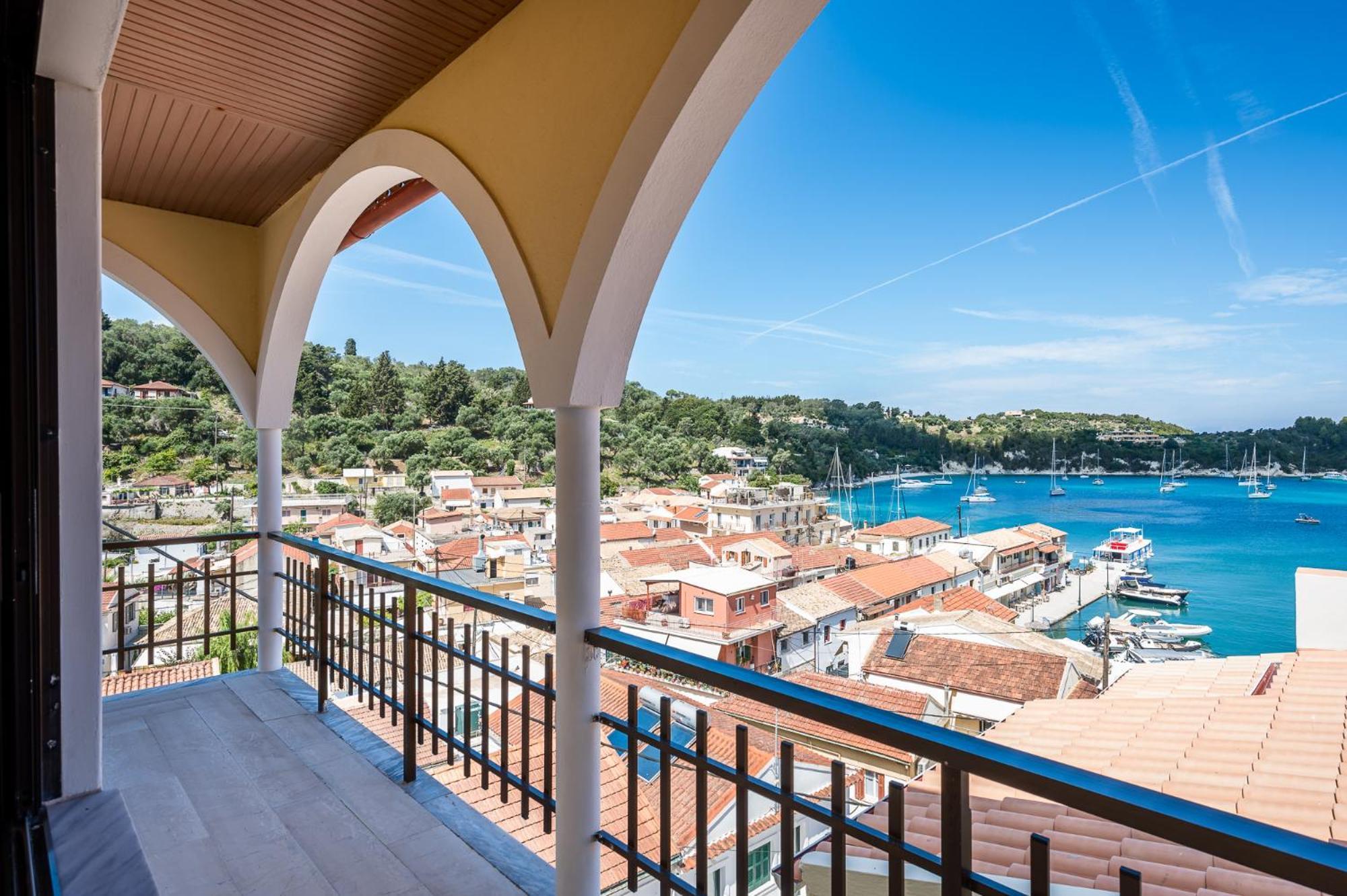 Agaloula Centrally Located Apartments, Lakka Luaran gambar