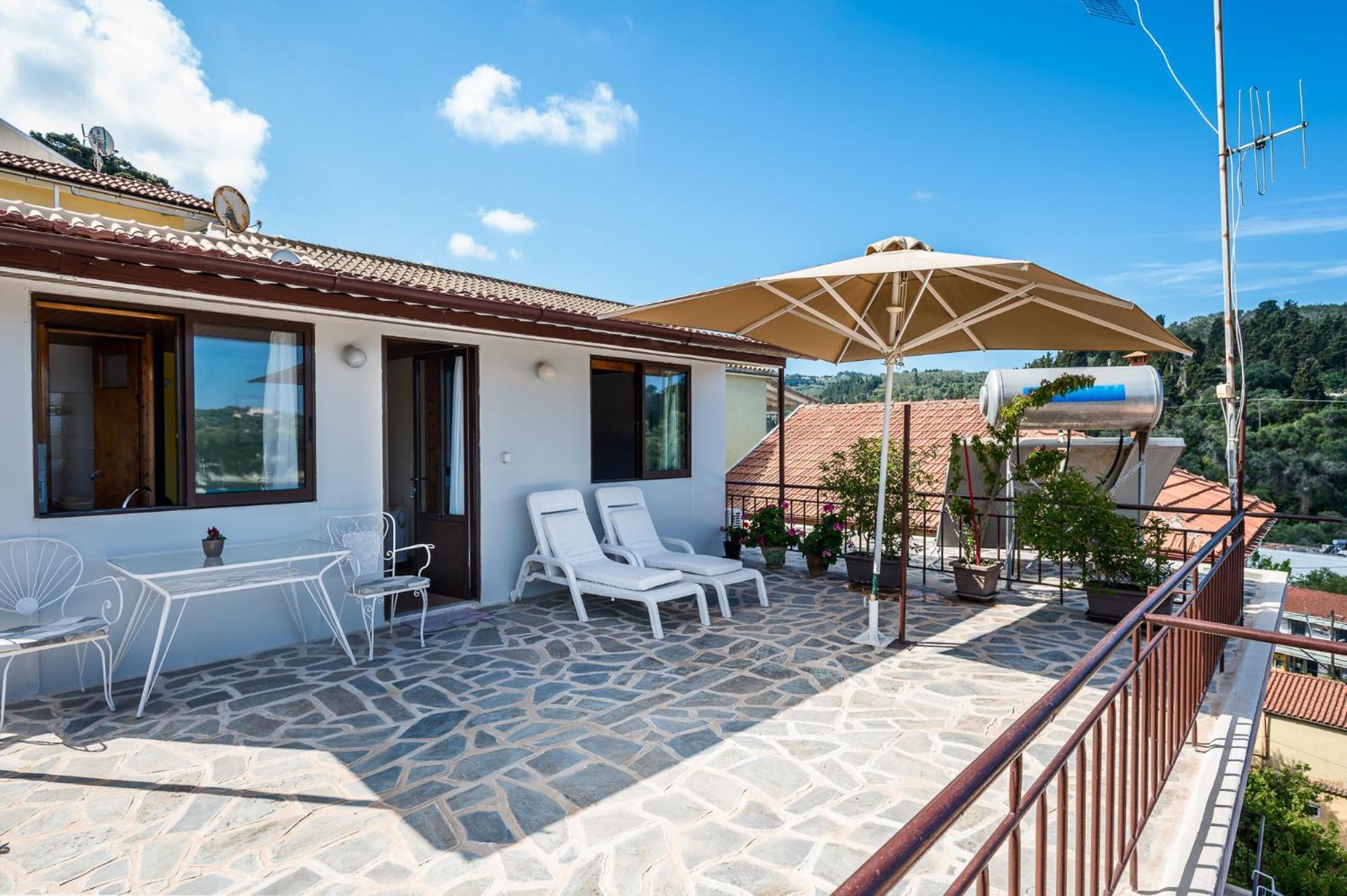 Agaloula Centrally Located Apartments, Lakka Luaran gambar